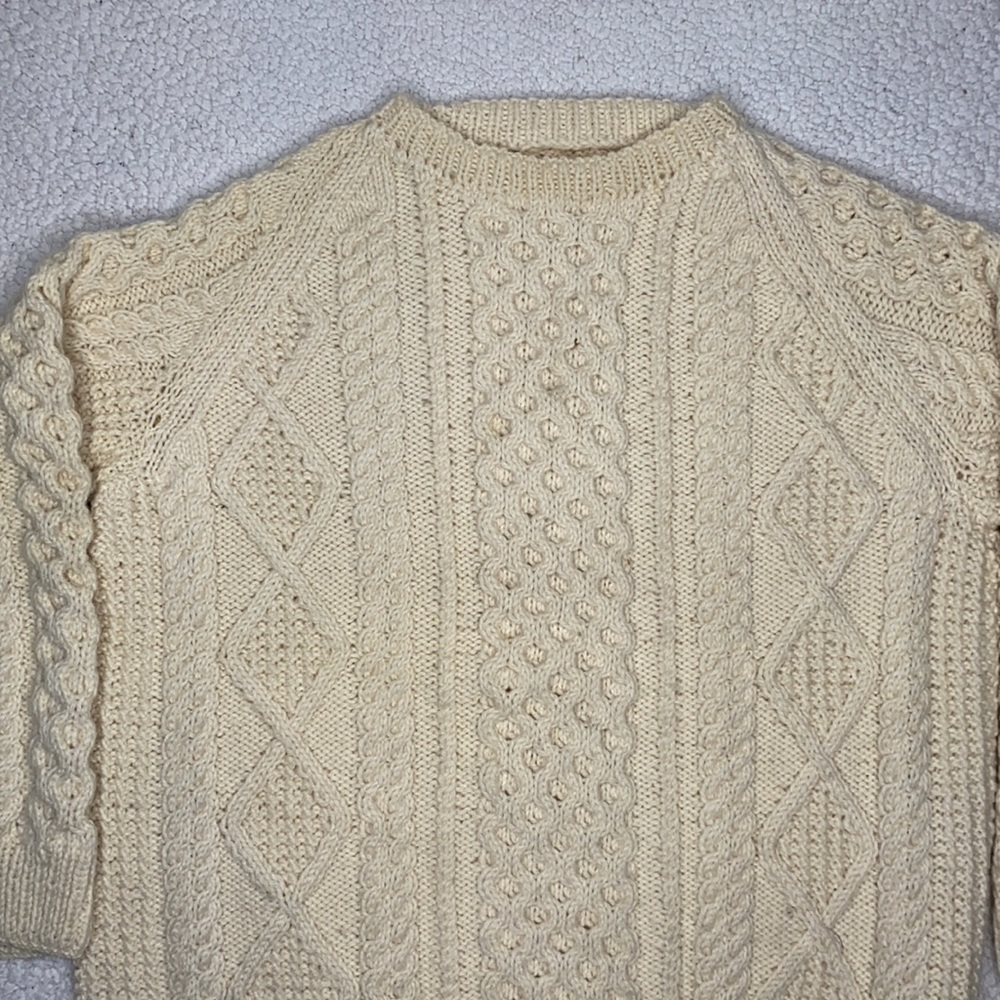 Vintage Killarney Aran Handknit Cable Knit Fisherman Sweater: Size Medium - Picture 5 of 10